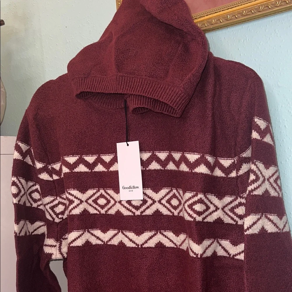 Goodfellow & Co Burgundy Crewneck Sweater